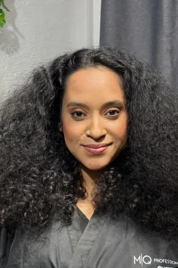 Cabello afro antes del alisado